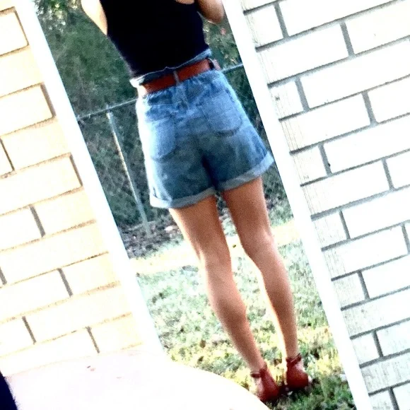 H&M High Rise Denim Shorts - Picture 5 of 15